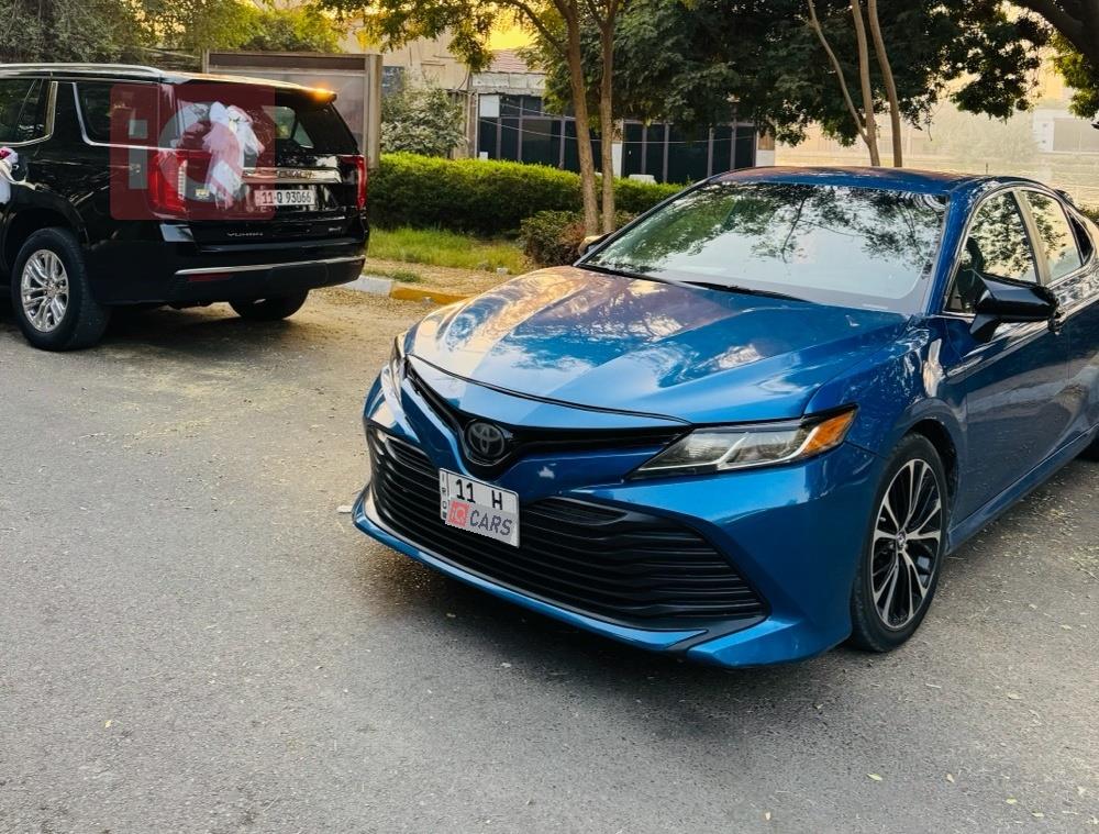 تۆیۆتا کامری